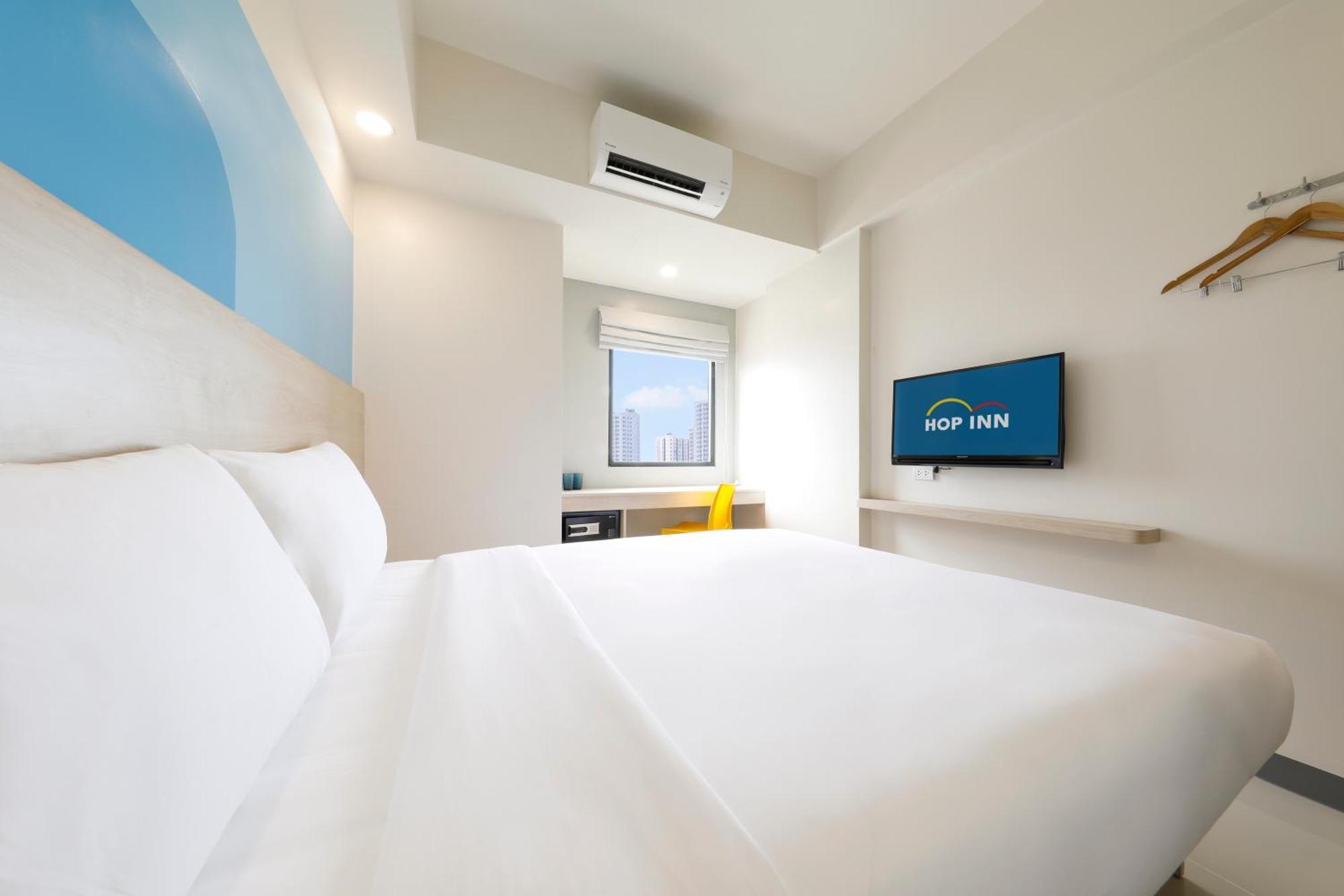Hop Inn Hotel Iloilo Bagian luar foto